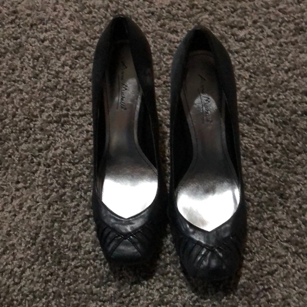 Black heels